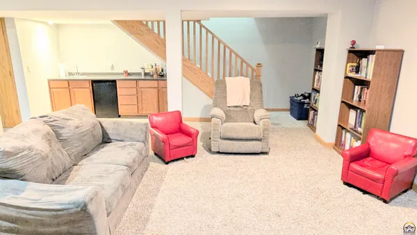 $258,500 | 1223 Riley Avenue, Emporia, KS 66801