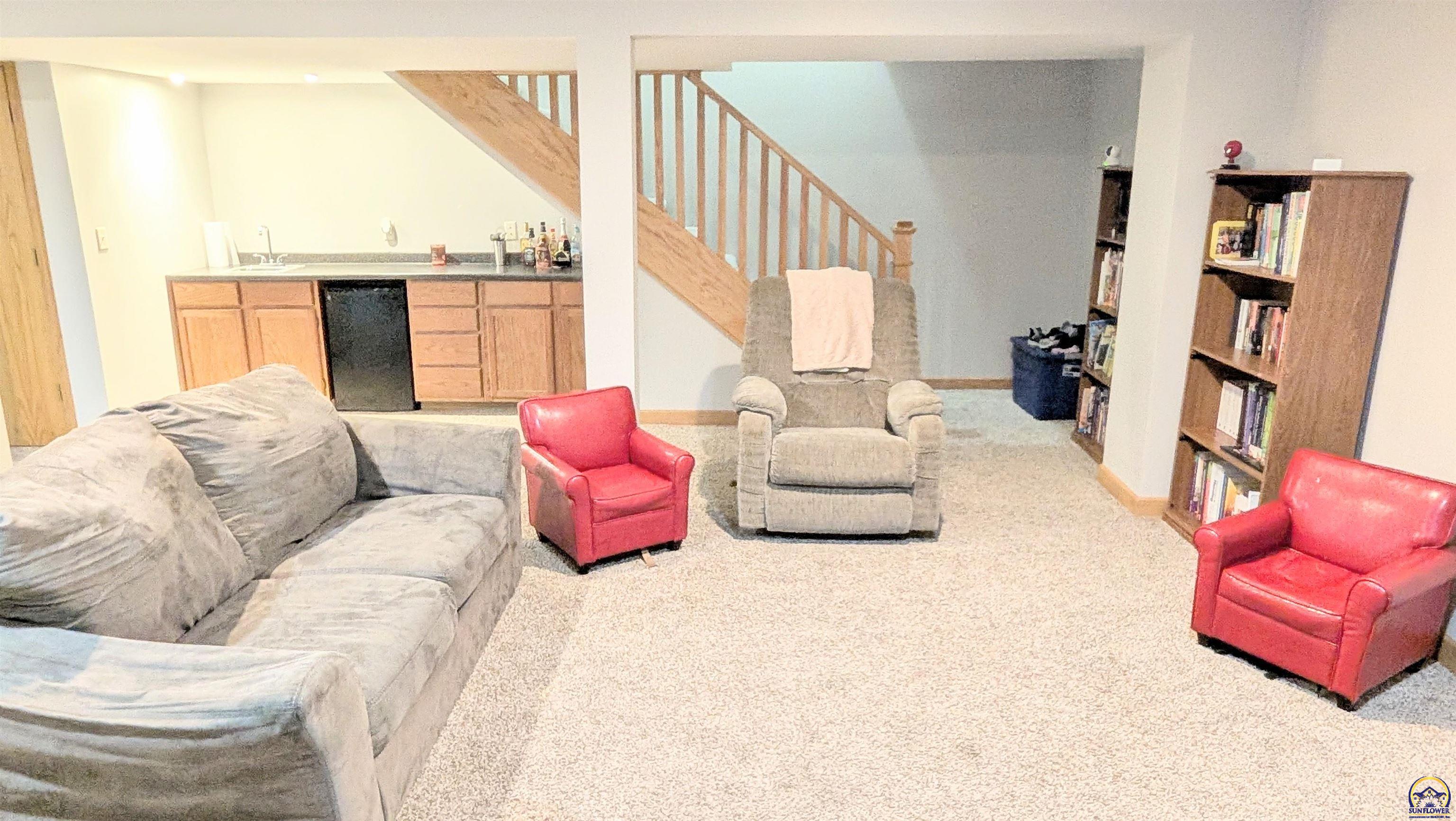 1223 Riley Avenue Emporia, KS 66801 - Photo 35 of 43