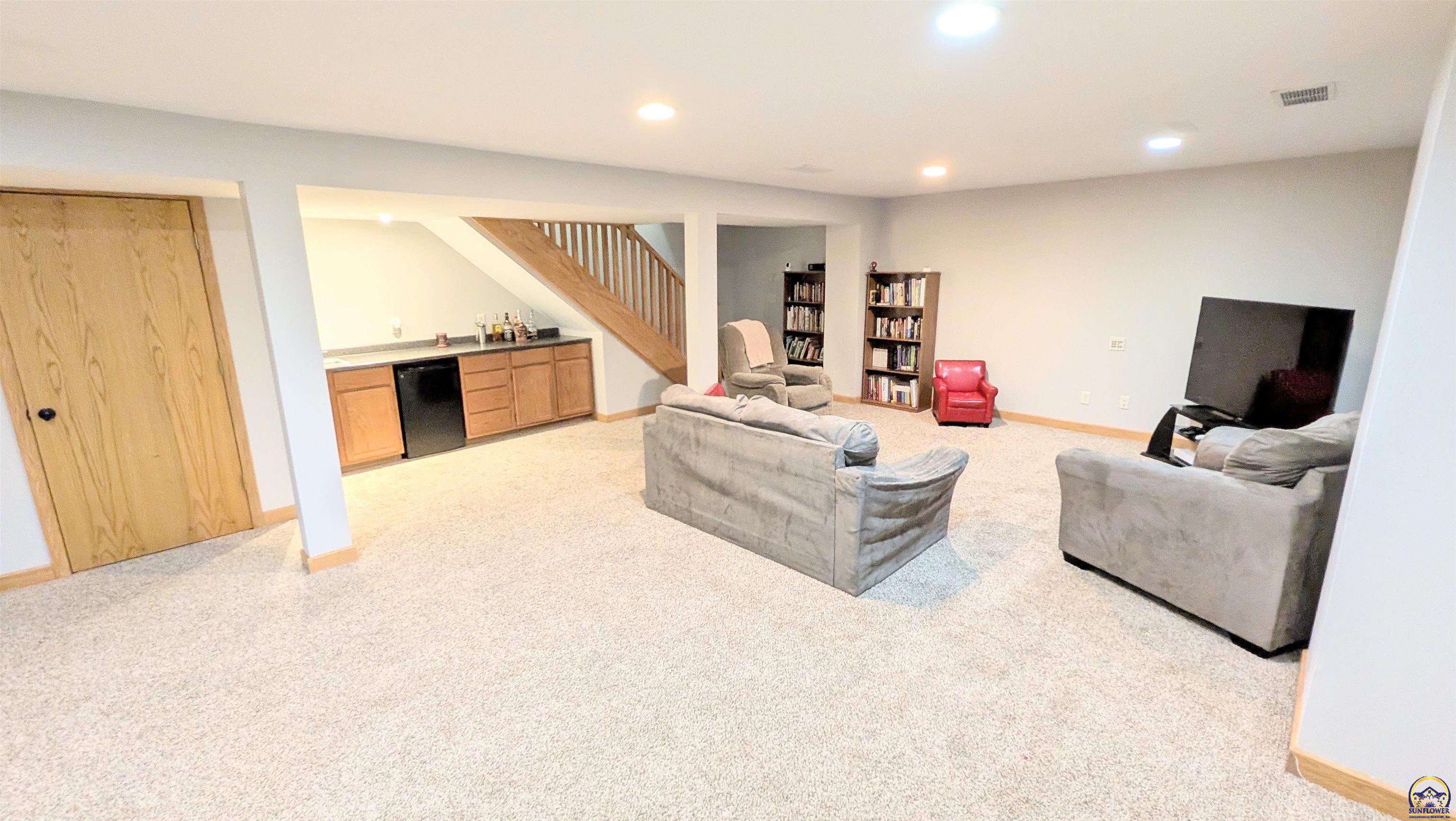 1223 Riley Avenue Emporia, KS 66801 - Photo 38 of 43