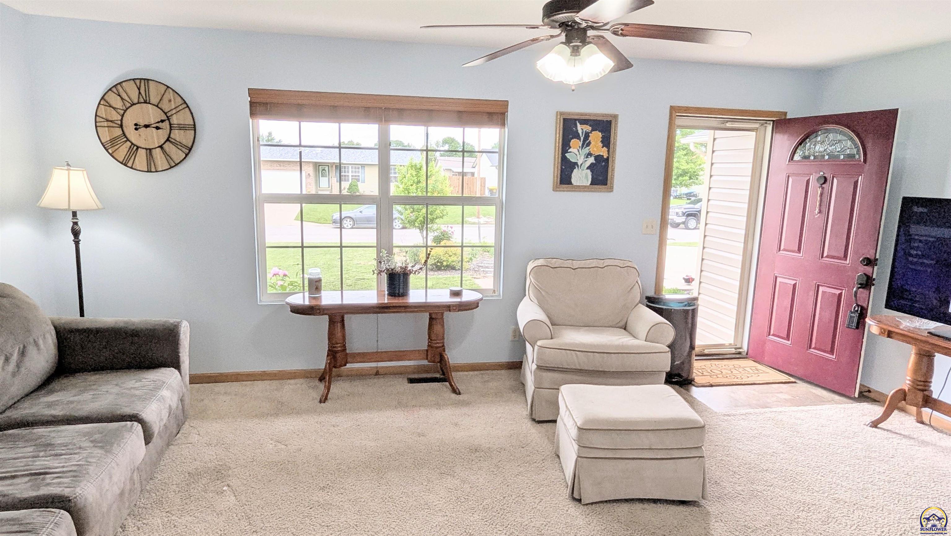 1223 Riley Avenue Emporia, KS 66801 - Photo 10 of 43