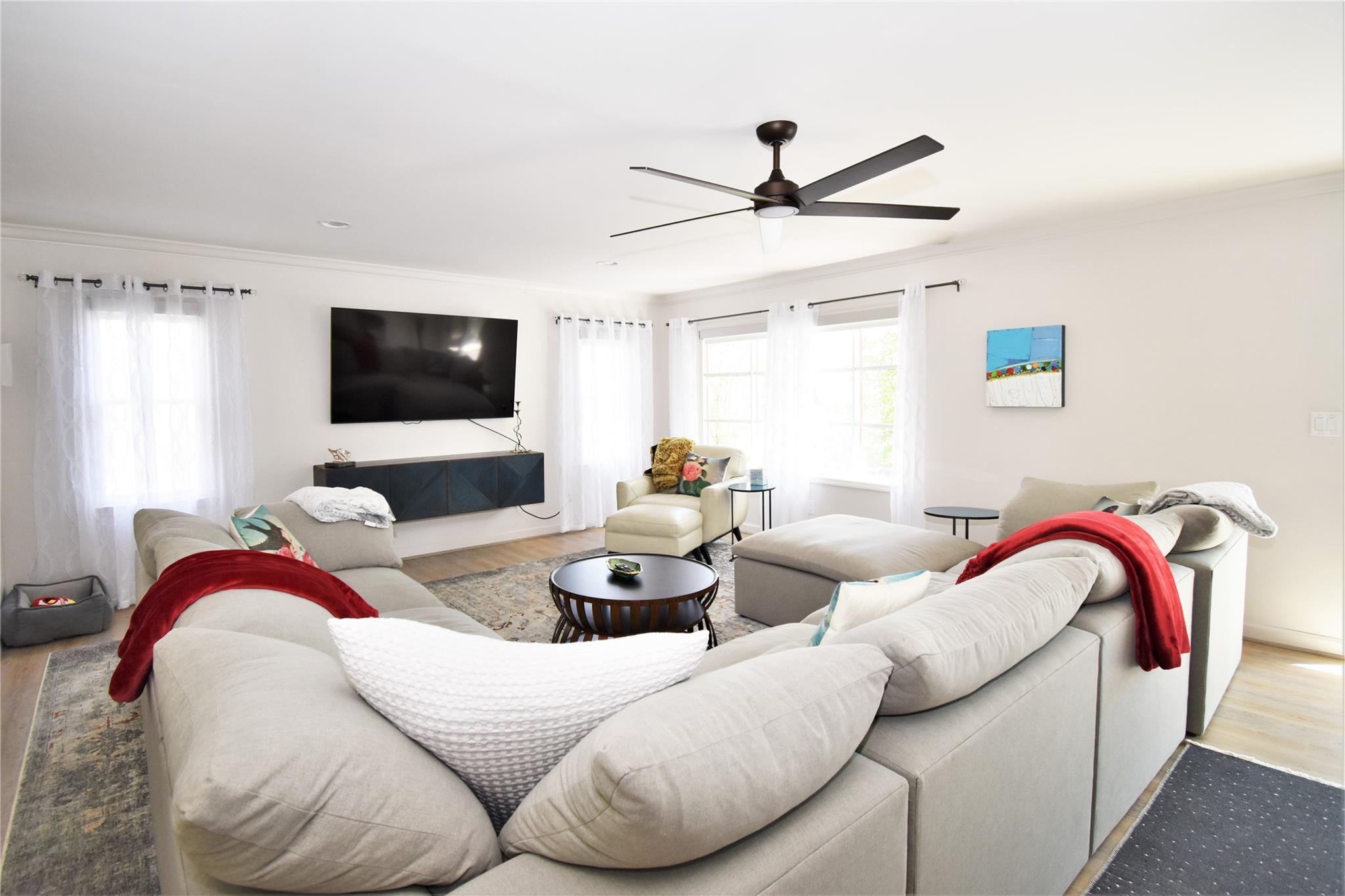 123 Marion Street Tryon, NC 28782 - Photo 3 of 48 Gallery Image 3