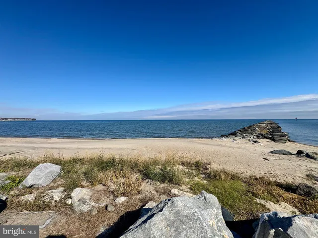 $849,500 | 8074 Windward Key Drive, Chesapeake Beach, MD 20732