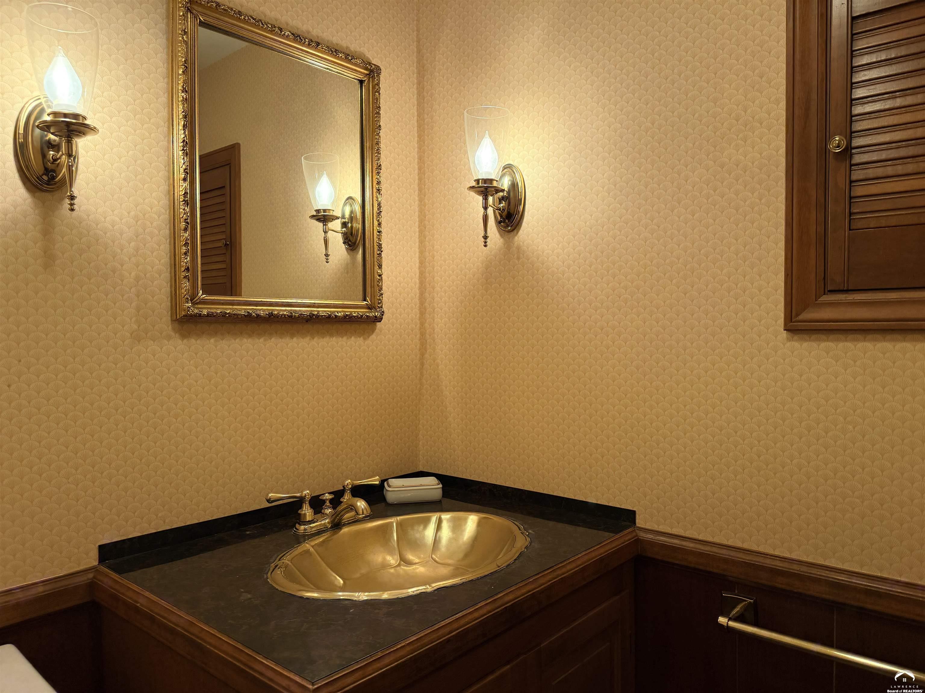 2806 Schwarz Road Lawrence, KS 66049 - Photo 13 of 72