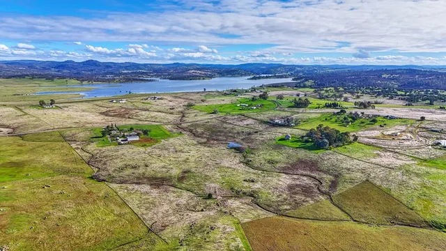 $749,900 | 3542 Hokan Lane, Wheatland, CA 95692