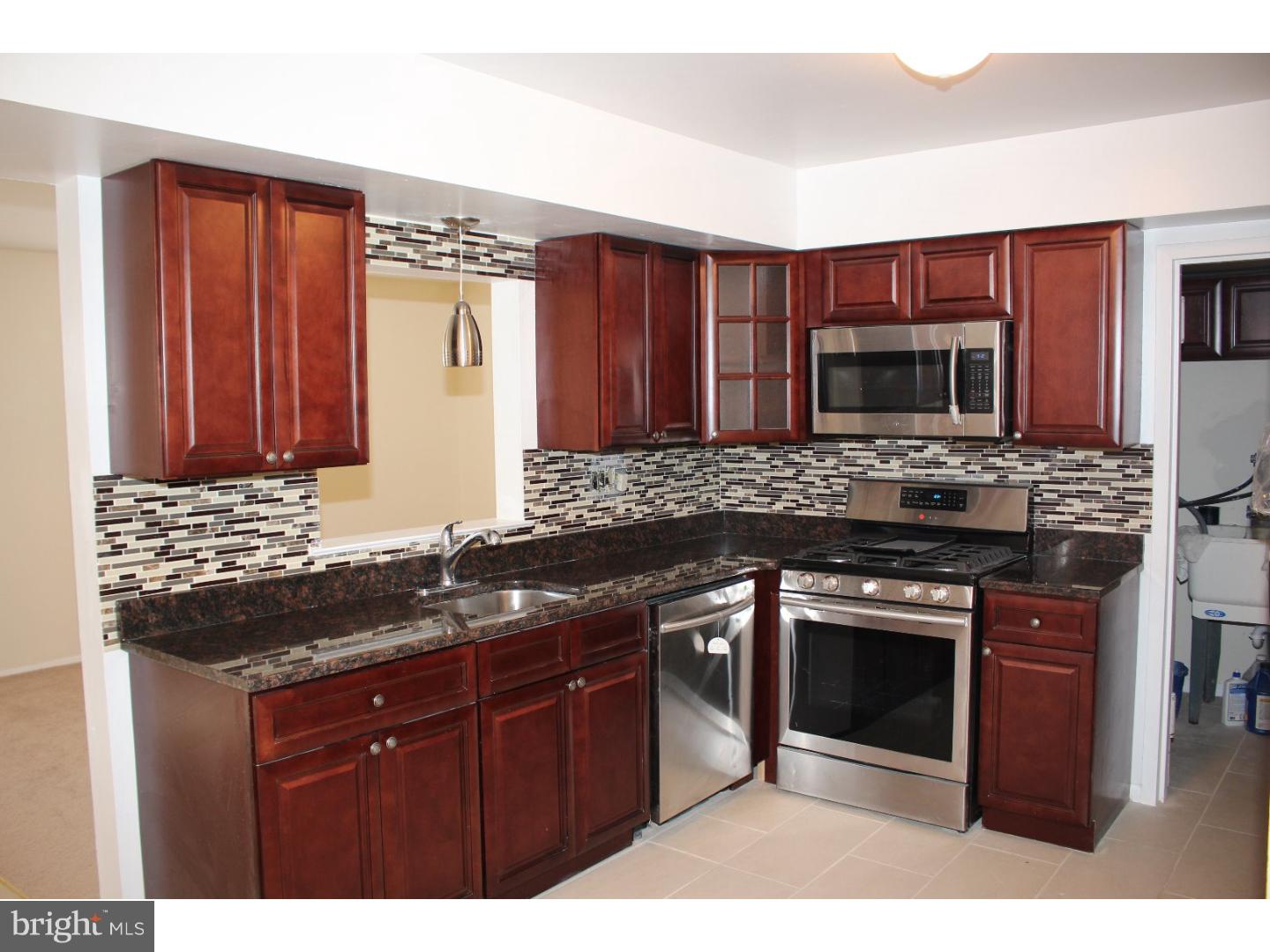 1712 Winding Way Clementon, NJ 08021 - Photo 8 of 25 Gallery Image 8