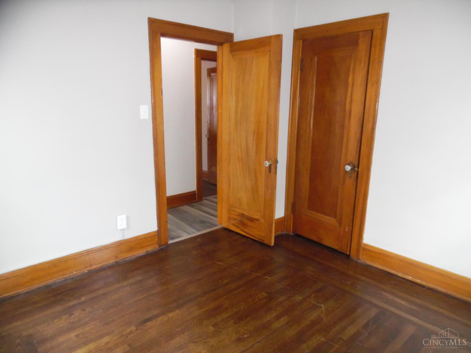 1635 West North Bend Road Cincinnati, OH 45224 - Photo 22 of 28