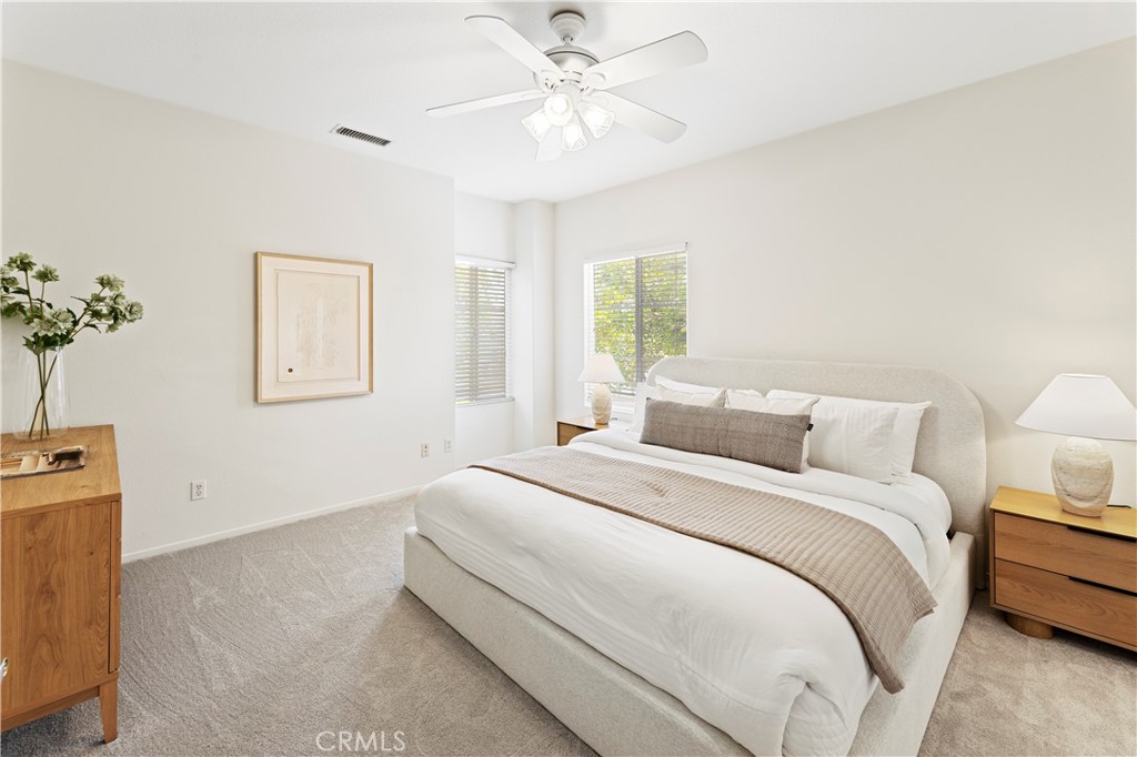 14 Lilac Irvine, CA 92618 - Photo 17 of 33