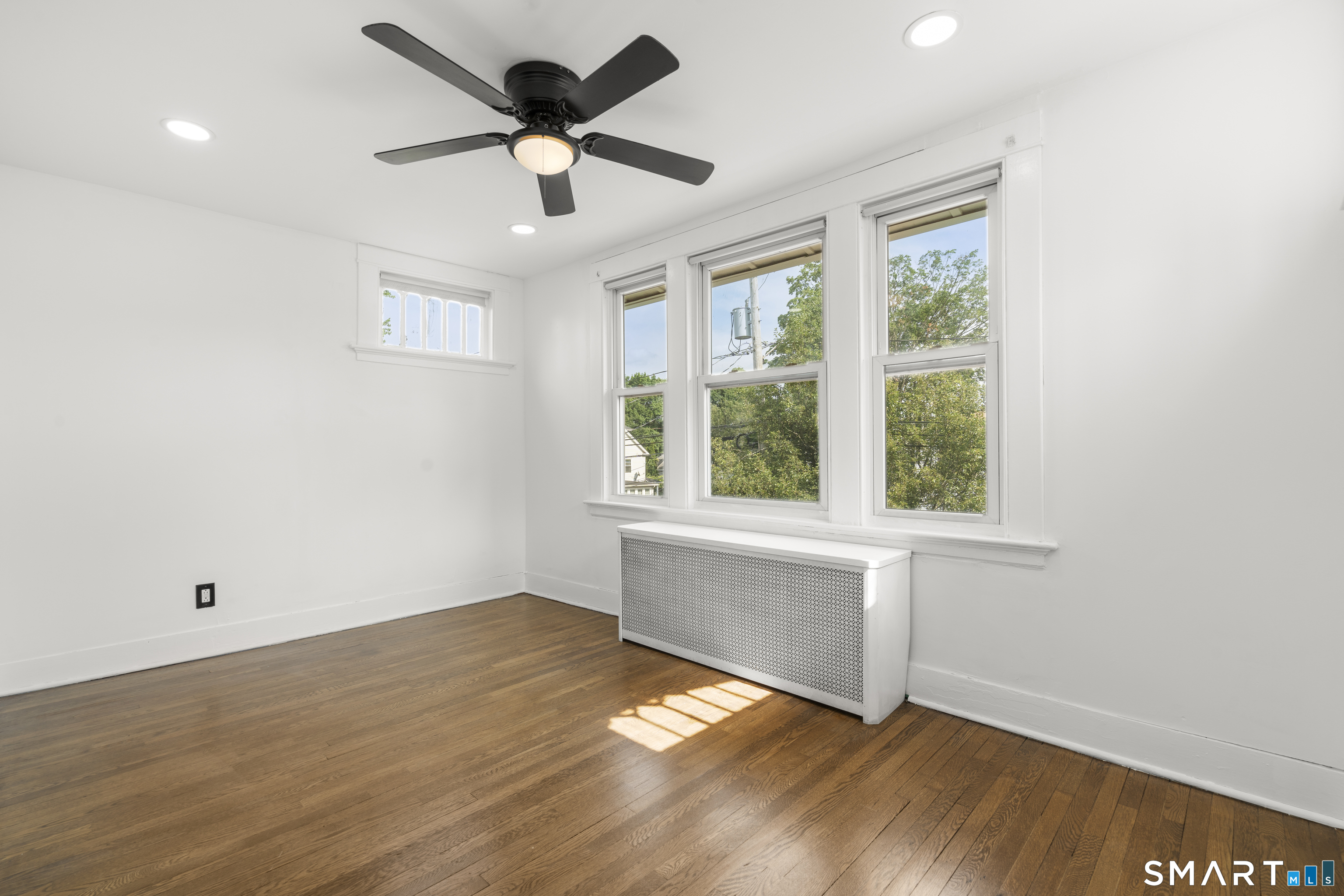 215 Stratford Road New Britain, CT 06053 - Photo 15 of 33