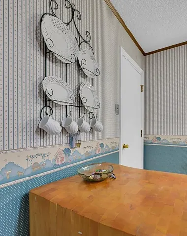 $220,000 | 136 Bowie Street, McGregor, TX 76657