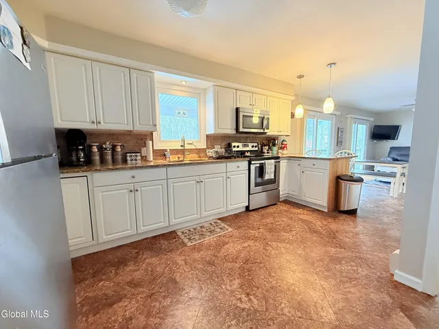 $2,000 | 23 Hillcrest Drive, Warrensburg, NY 12845