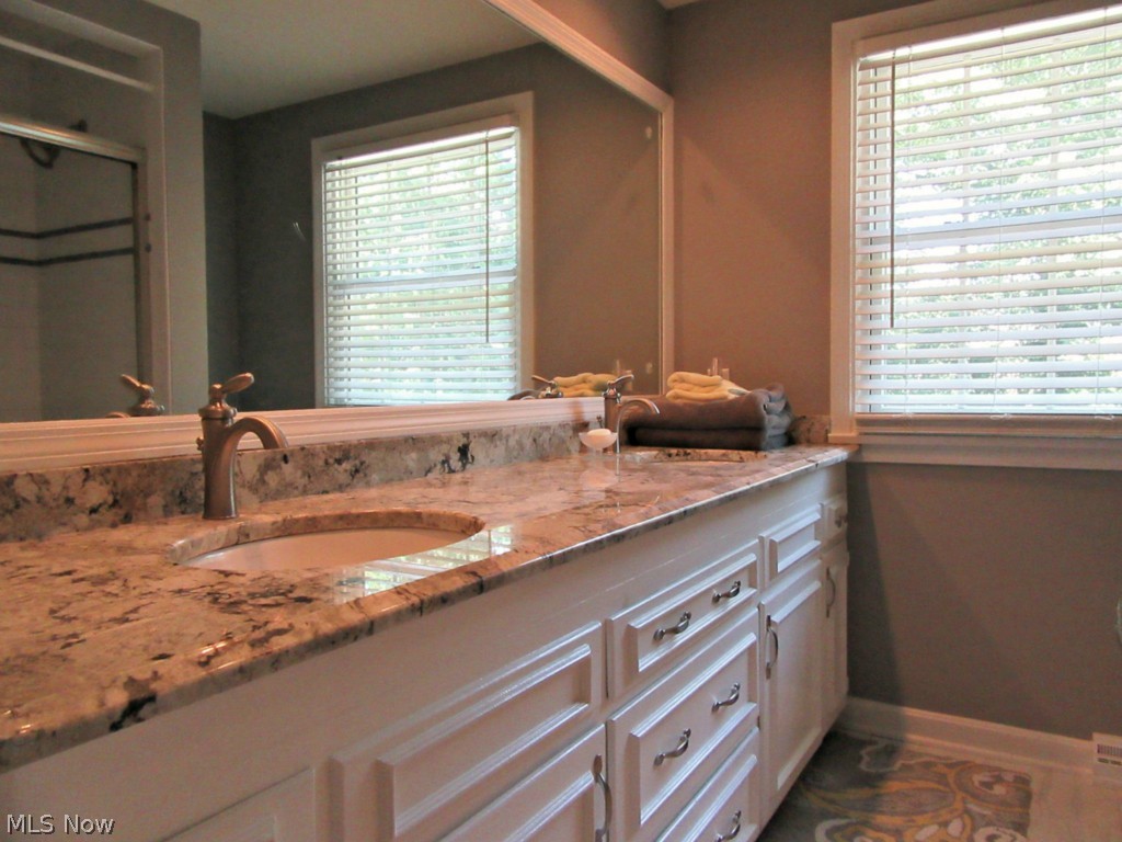 2497 Addyston Road Akron, OH 44313 - Photo 12 of 16