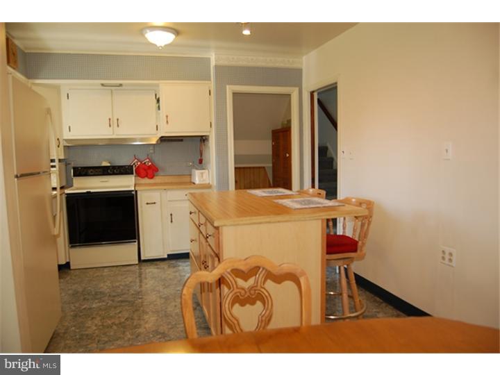 1002 Piper Road Wilmington, DE 19803 - Photo 4 of 16 Kitchen