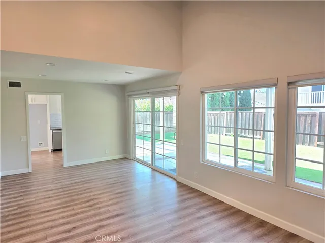 $4,950 | 11 Charleston, Irvine, CA 92620