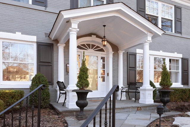 268 Ridge Avenue Winnetka, IL 60093 - Photo 2 of 26 a front view of a house with outdoor seating