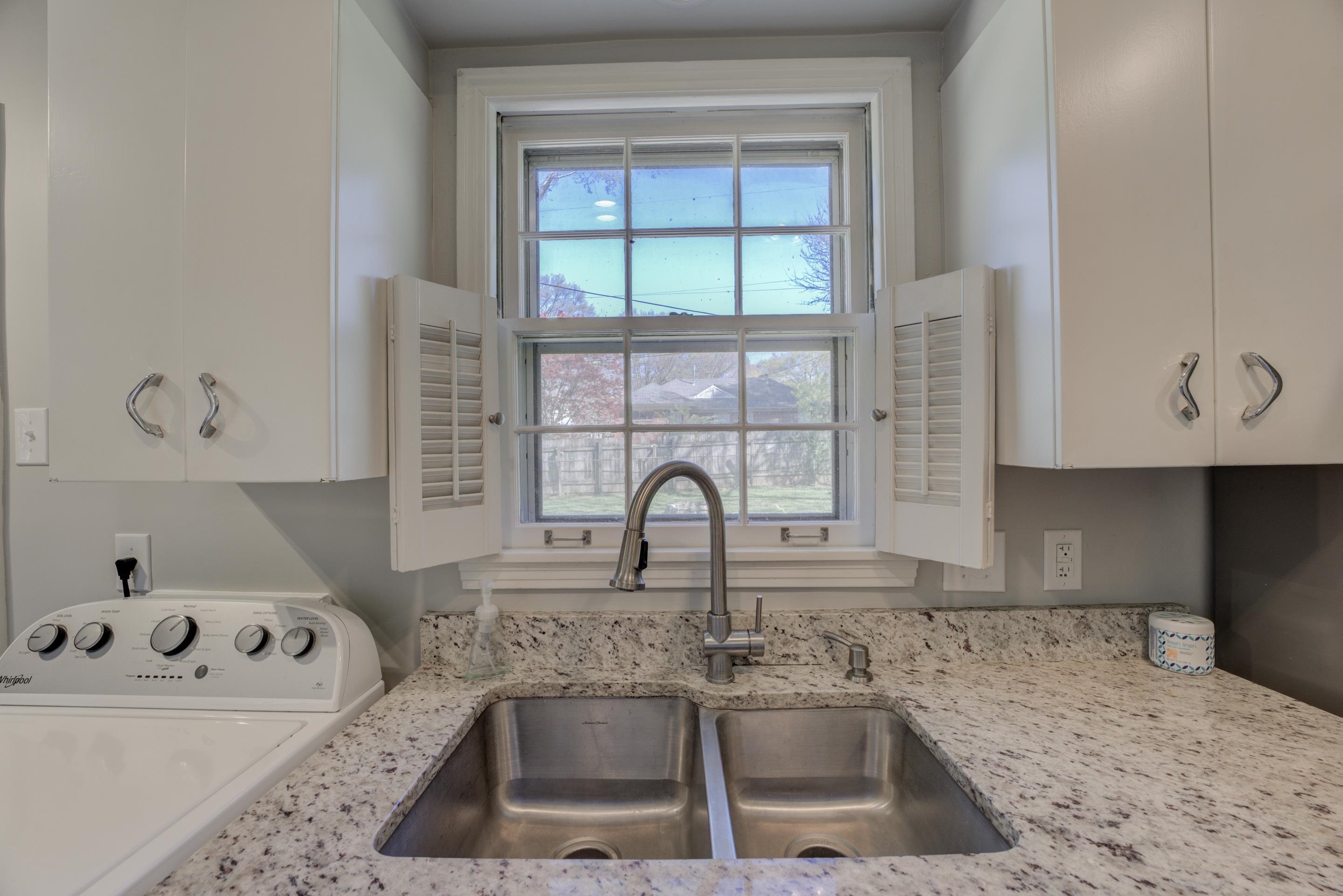 5024 Wingdale Road Memphis, TN 38117 - Photo 10 of 30 Gallery Image 10