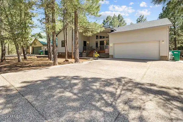 $599,900 | 3361 North Country Club Drive, Show Low, AZ 85901