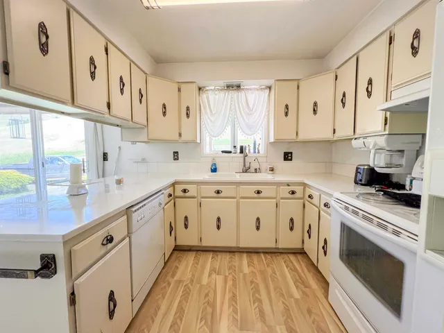 $440,000 | 598 North 395th Highway, Kettle Falls, WA 99141