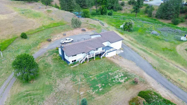 $440,000 | 598 North 395th Highway, Kettle Falls, WA 99141