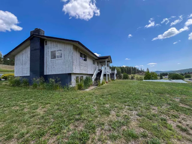 $440,000 | 598 North 395th Highway, Kettle Falls, WA 99141