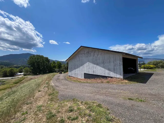$440,000 | 598 North 395th Highway, Kettle Falls, WA 99141