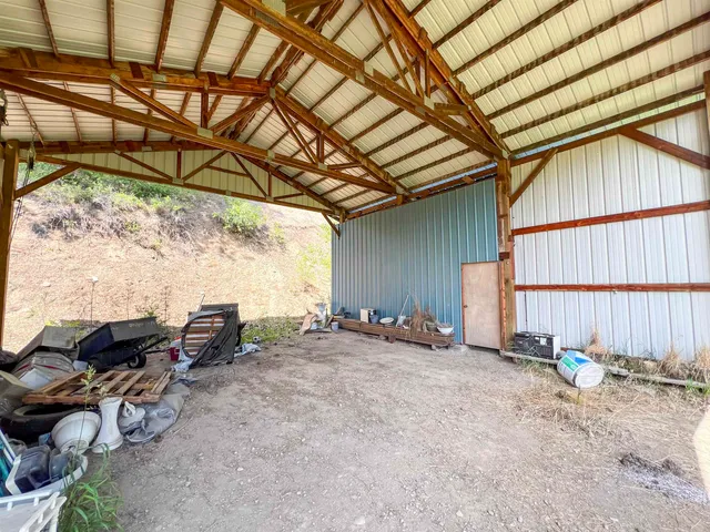 $440,000 | 598 North 395th Highway, Kettle Falls, WA 99141