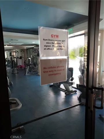 $7,500 | 10660 Wilshire Boulevard, Unit 309, Los Angeles, CA 90024