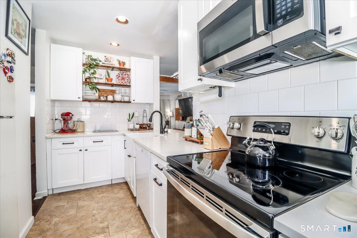 38 Candlewood Lake Road South, Unit 3 New Milford, CT 06776 - Photo 16 of 35