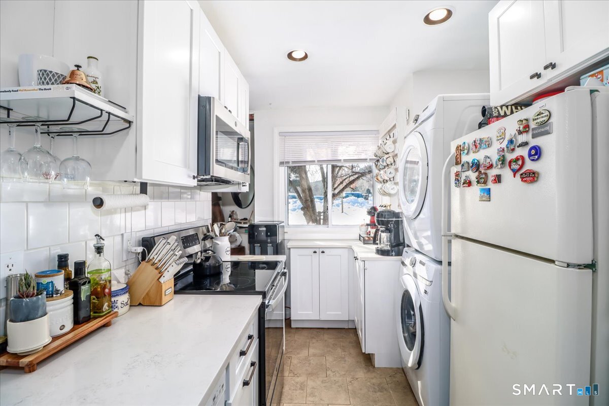 38 Candlewood Lake Road South, Unit 3 New Milford, CT 06776 - Photo 19 of 35