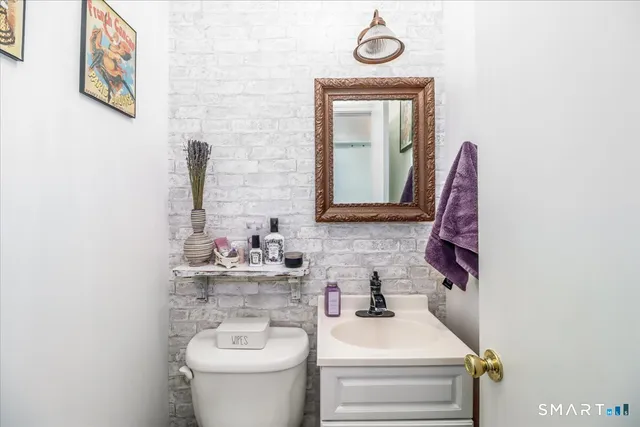 $249,900 | 38 Candlewood Lake Road South, Unit 3, New Milford, CT 06776