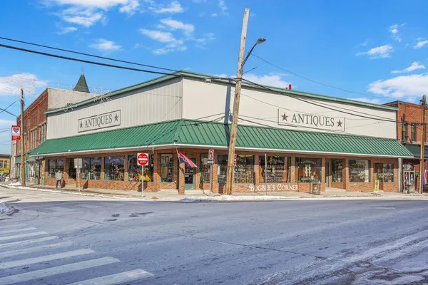 a view of outdoor space