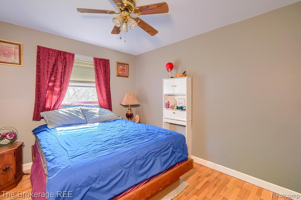 5477 Hopkins Road Flint, MI 48506 - Photo 12 of 27