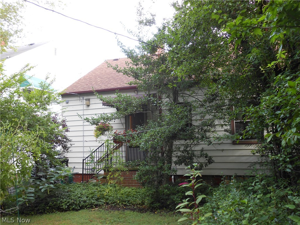 13306 Cedar Road Cleveland, OH 44118 - Photo 28 of 31 Gallery Image 28