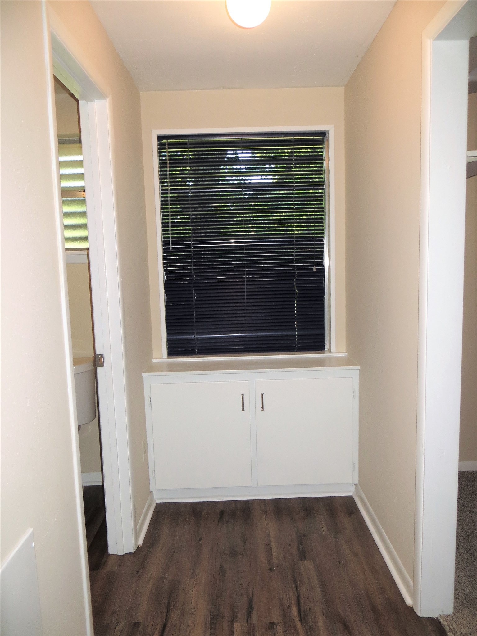 2809 Rosadele Street La Marque, TX 77568 - Photo 20 of 33 Sunroom, makeup room, etc...you decide