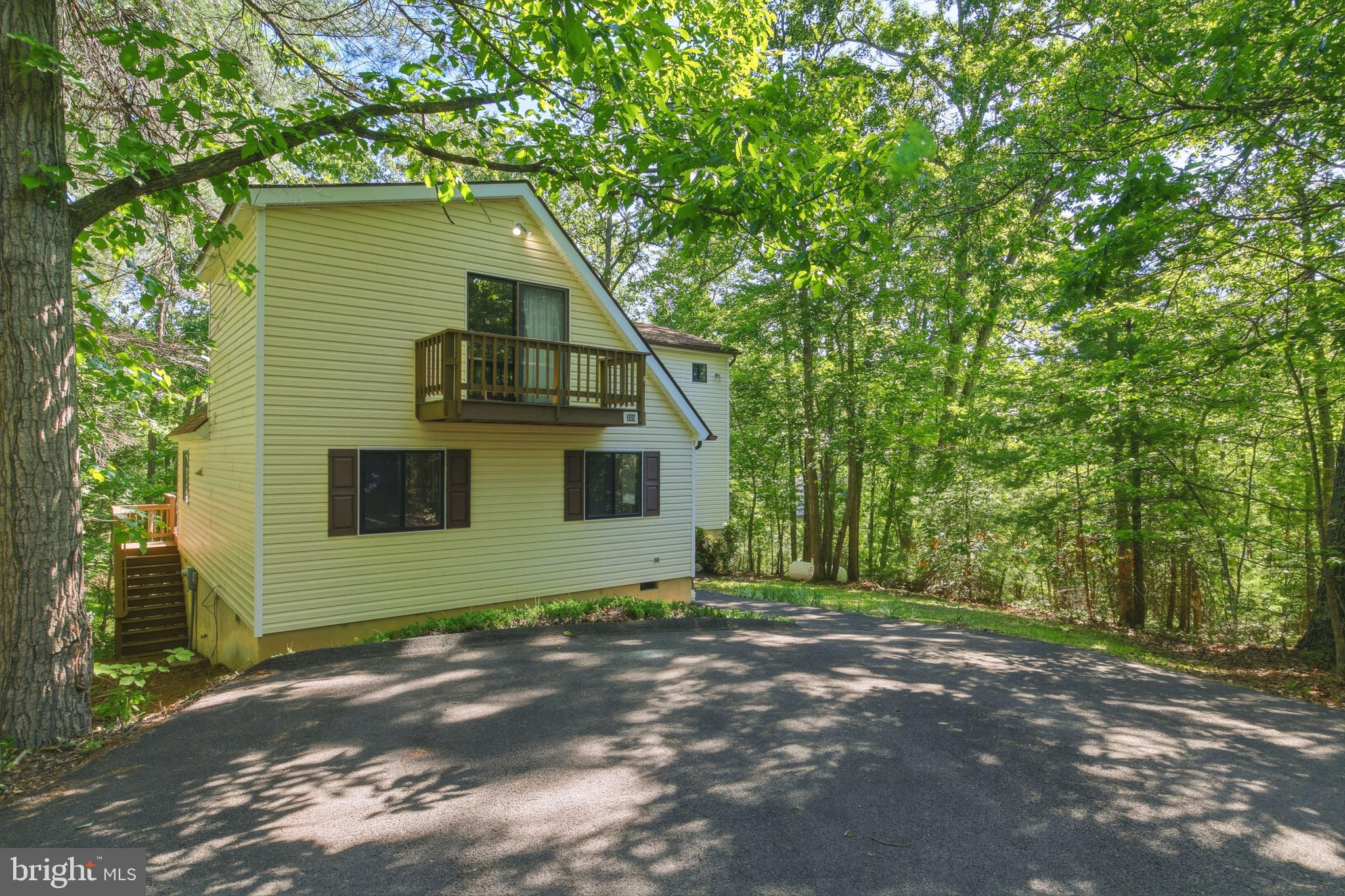 309 Locust Lane Mount Jackson, VA 22842 - Photo 2 of 57 Primary Balcony