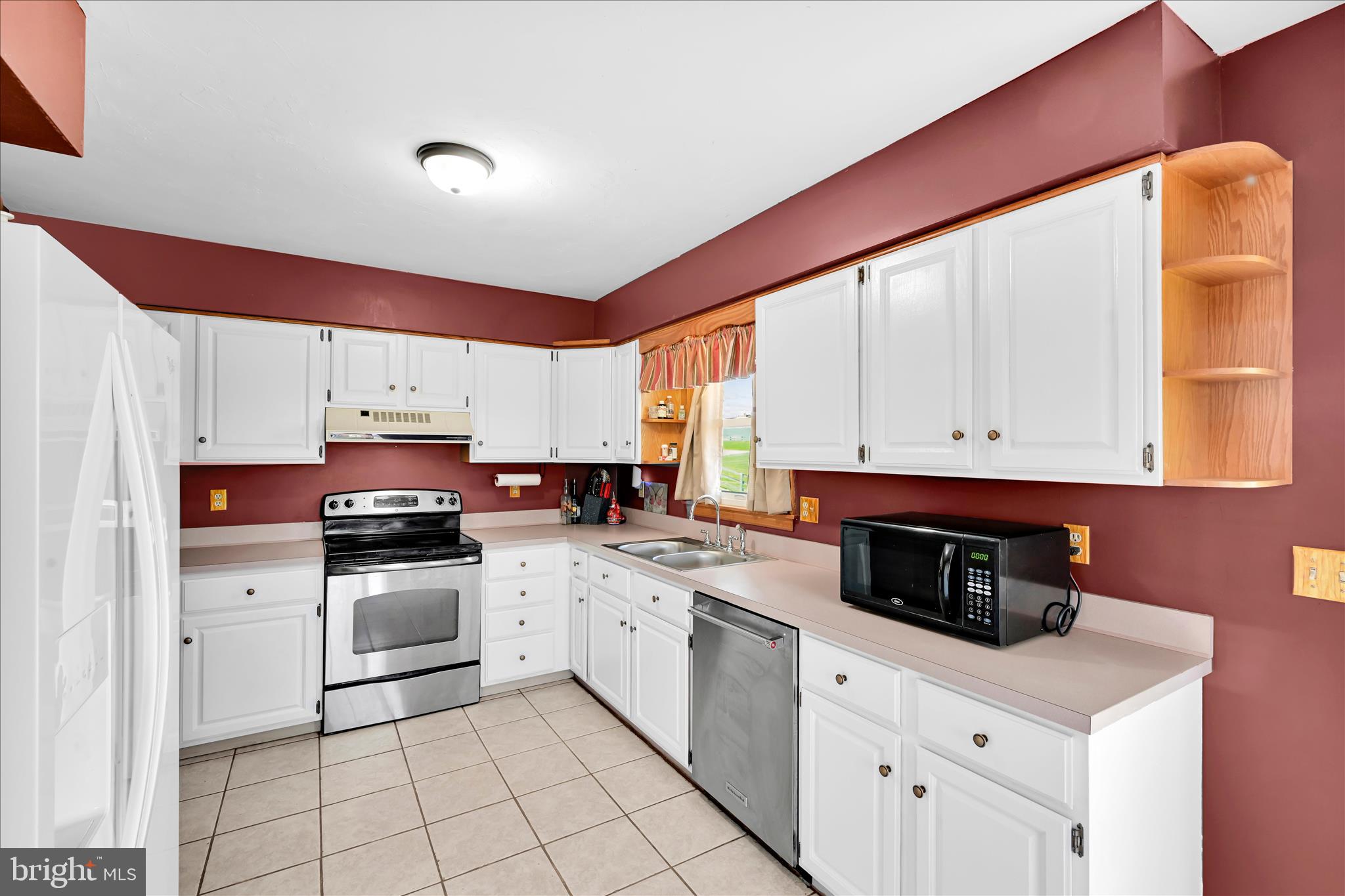 145 Franklintown Road Dillsburg, PA 17019 - Photo 24 of 63 Kitchen