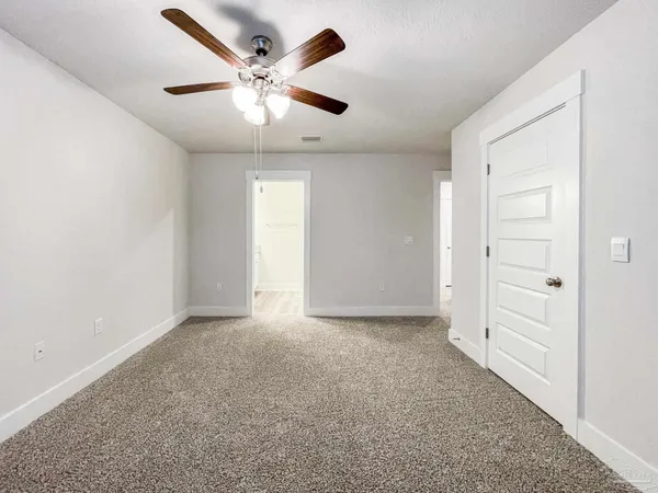 $1,695 | 9455 Nature Crk Lane, Pensacola, FL 32526