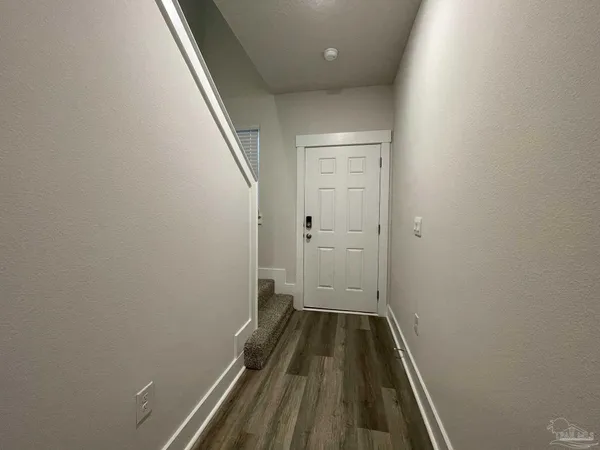 $1,695 | 9455 Nature Crk Lane, Pensacola, FL 32526