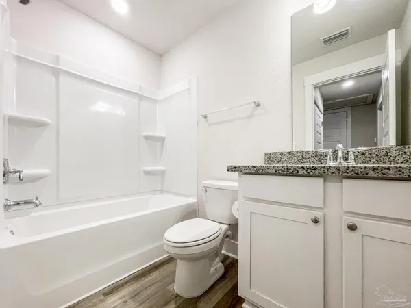 $1,695 | 9455 Nature Crk Lane, Pensacola, FL 32526