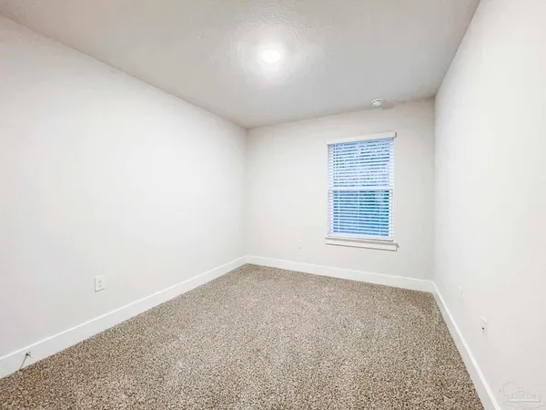 $1,695 | 9455 Nature Crk Lane, Pensacola, FL 32526