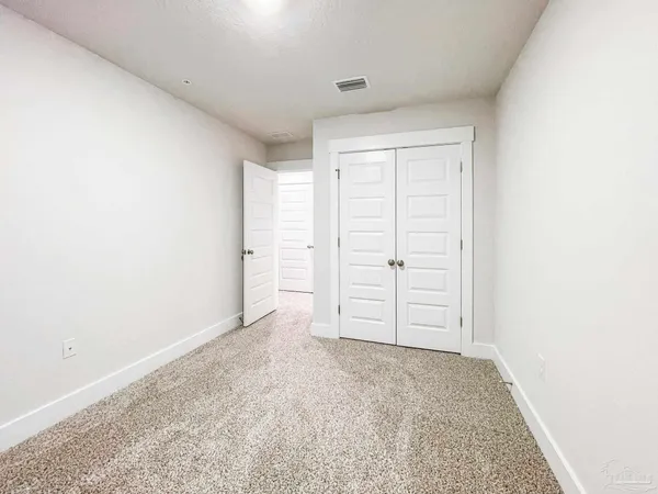 $1,695 | 9455 Nature Crk Lane, Pensacola, FL 32526