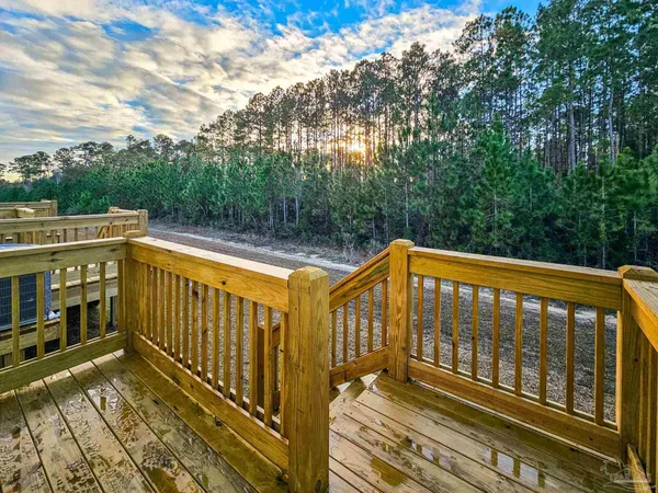 $1,695 | 9455 Nature Crk Lane, Pensacola, FL 32526