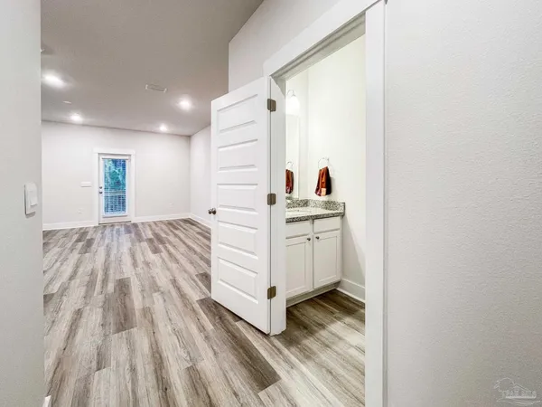 $1,695 | 9455 Nature Crk Lane, Pensacola, FL 32526