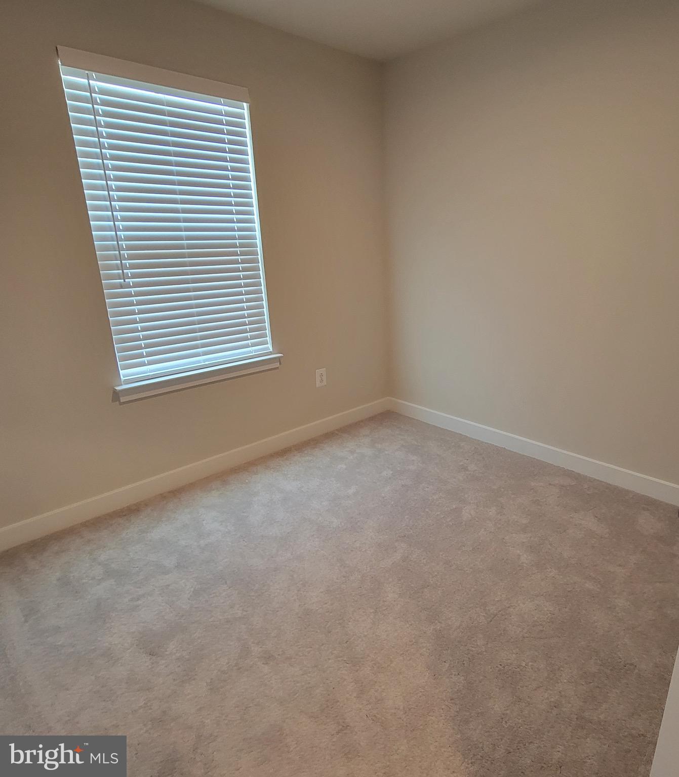 140 Fletcher Circle Middletown, DE 19709 - Photo 26 of 36 an empty room with a window