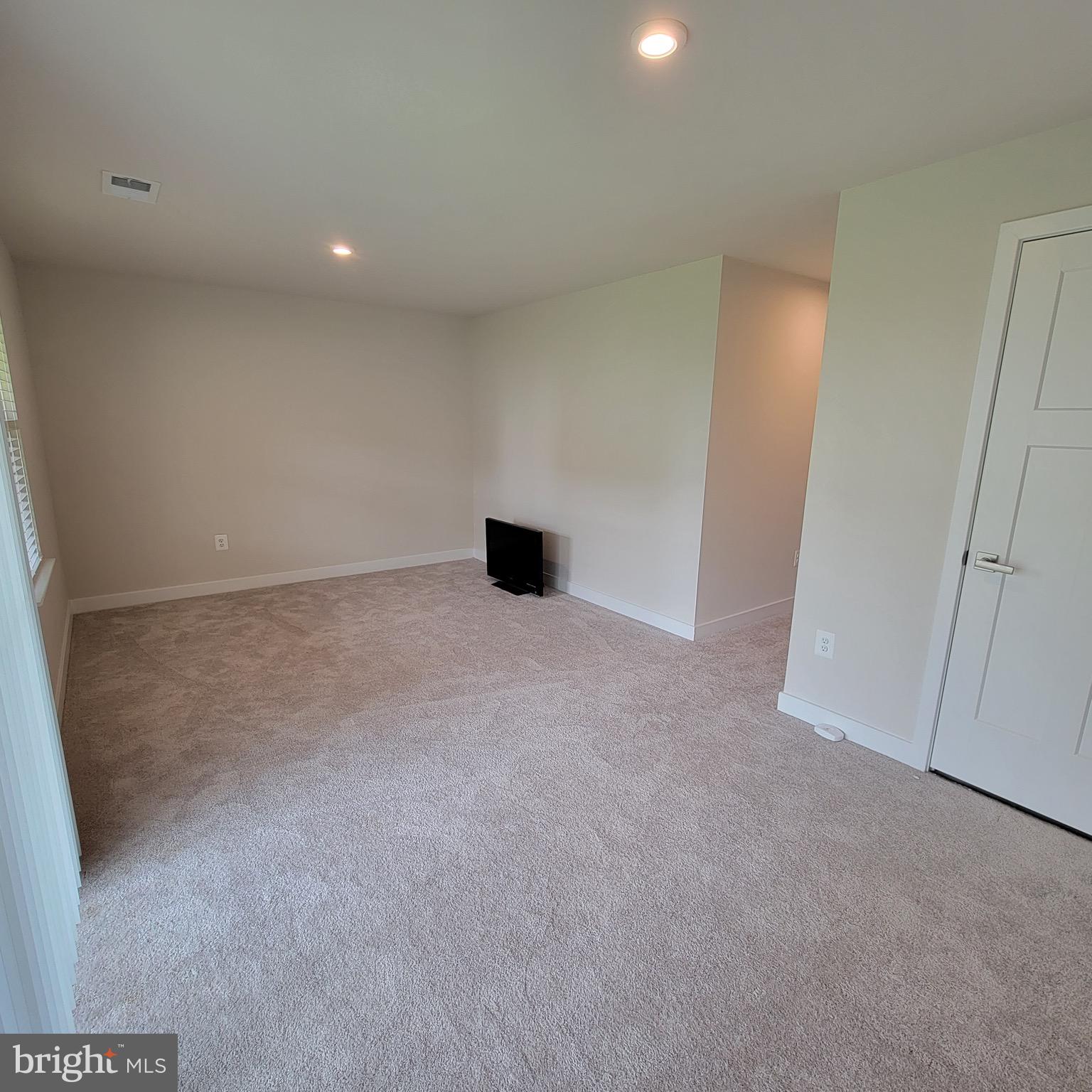 140 Fletcher Circle Middletown, DE 19709 - Photo 5 of 36 a view of an empty room
