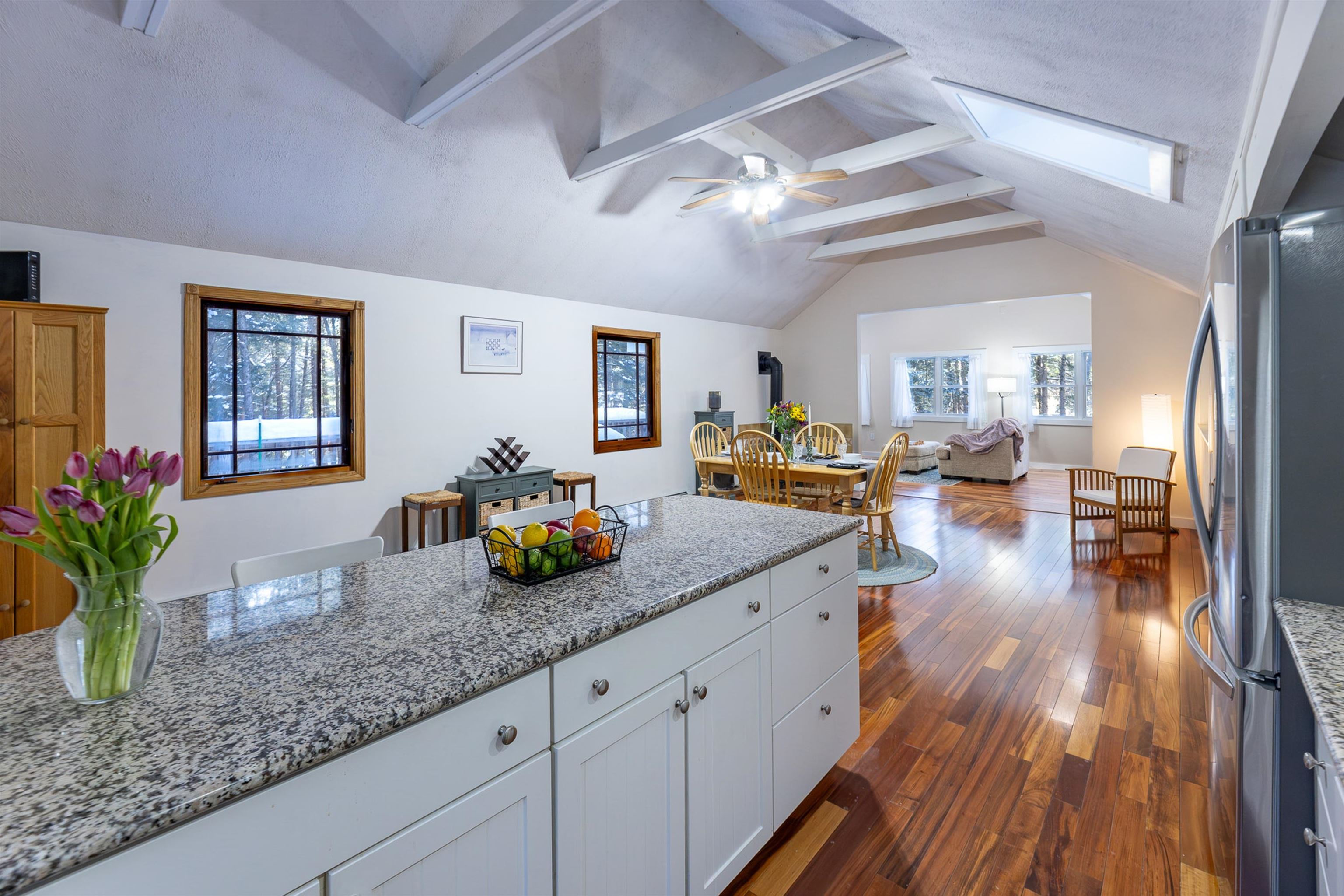 107 Jay Hill Road Hartford, VT 05001 - Photo 11 of 22