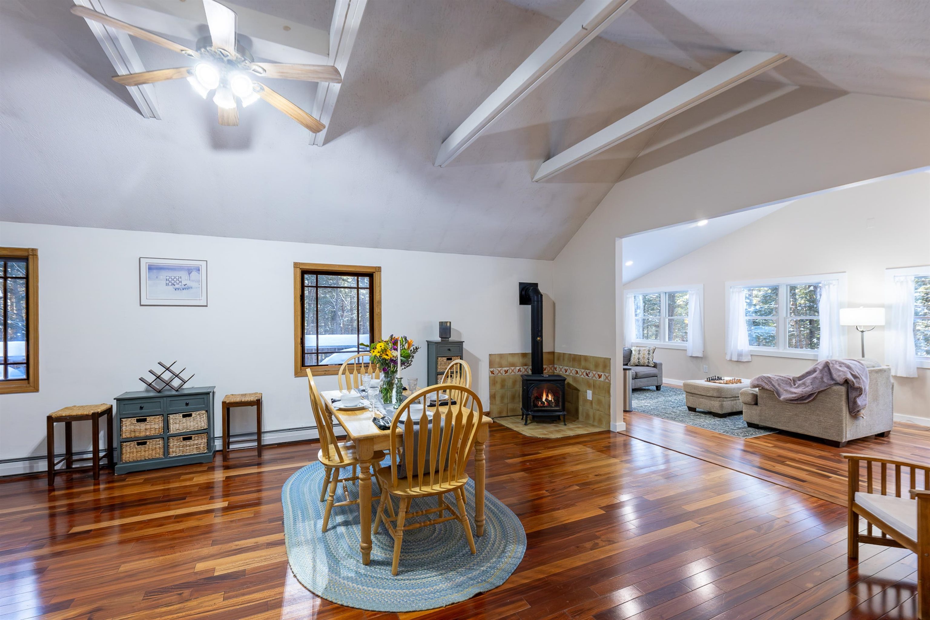 107 Jay Hill Road Hartford, VT 05001 - Photo 8 of 22