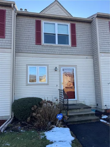 $2,200 | 34 Fairway Drive, Coventry, RI 02816