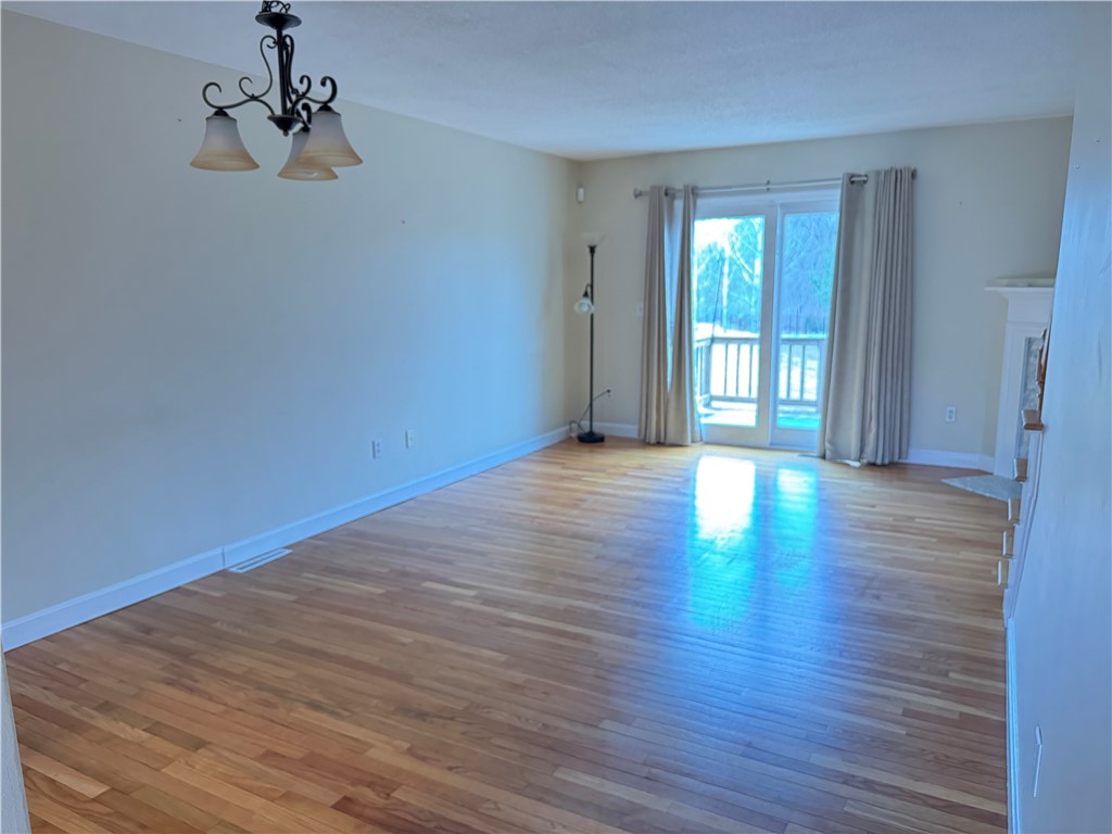 34 Fairway Drive Coventry, RI 02816 - Photo 5 of 12