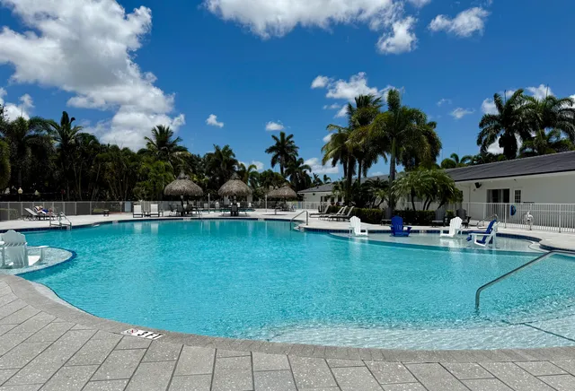 $270,000 | 276 North Cortez Drive, Unit 276, Pompano Beach, FL 33068