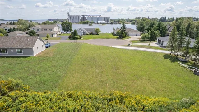 $199,000 | 550 Marina Drive, Superior, WI 54880
